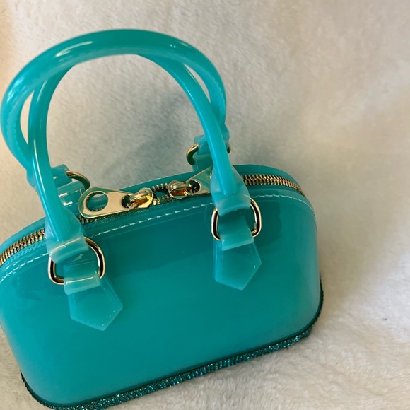 Cute jelly bag with sparkly edge! About the size of the LV Alma BB. Adorable 🥰 - Picture 3 of 9